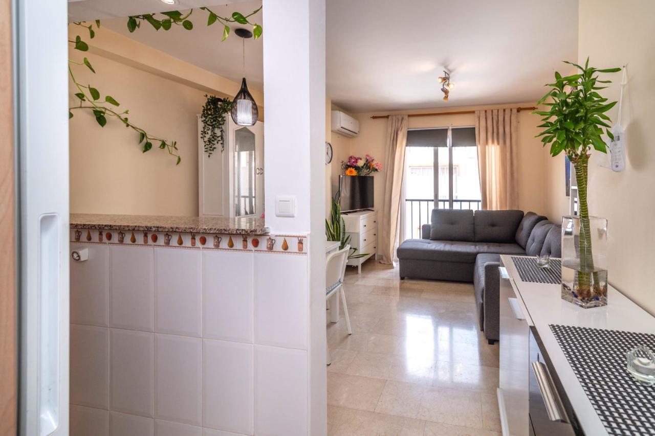 Precioso Apartamento Con Jacuzzi Διαμέρισμα Τορρεμολίνος Εξωτερικό φωτογραφία